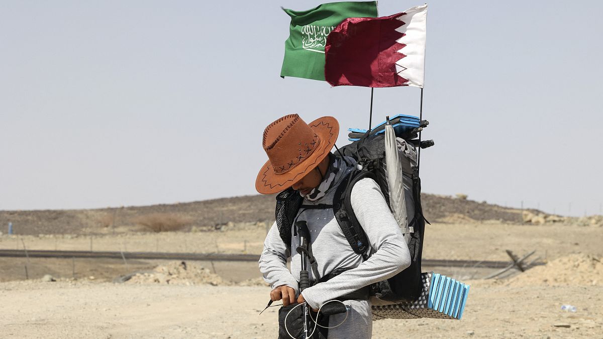 المسافر السعودي عبد الله السلمي بالقرب من منطقة الخصرة، على بعد 350 كم غرب الرياض 27/09/2022