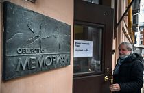 مدخل مكتب منظمة ميموريال الحقوقية في موسكو
