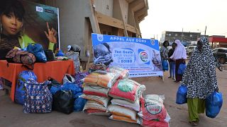Burkina Faso: Volunteers gather aid for residents blockaded by jihadists