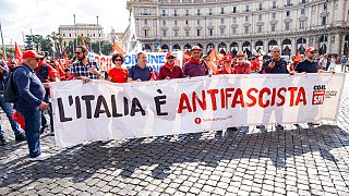 Protesta en Roma conmemora el primer aniversario del atentado fascista contra la sede del sindicato CGIL