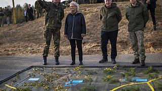 A német és a litván védelmi miniszter NATO-főhadiszállást avat Litvániában