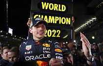 Max Verstappen remporte le championnat du monde quatre courses avant la fin de la saison.