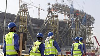 Katar Dünya Kupası'na hazırlık amacıyla çevreyolları, 7 yeni stadyum, oteller, gökdelenler inşa etmek için 229 milyar dolar harcadı