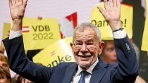 Действующий президент Австрии остается на второй срок