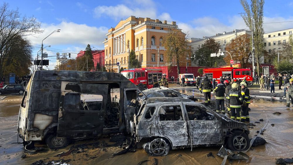 Explosions recorded in the center of kiev after several Russian air strikes