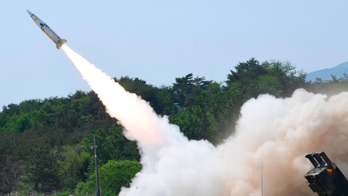 إطلاق صاروخ خلال تدريب مشترك بين الولايات المتحدة وكوريا الجنوبية 