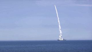 Εικόνα από εκτόξευση πυραύλου από ρωσικό πολεμικό πλοίο- πηγή: υπ. Άμυνας Ρωσίας