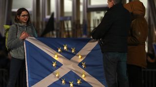 Σημαία της Σκωτίας με τα αστέρια της ΕΕ