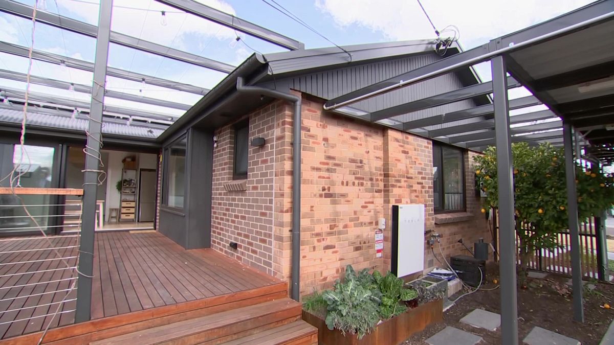 Australians are renovating their homes to save on energy bills