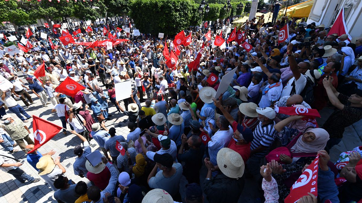 صورة من الأرشيف لاحتجاجات في تونس