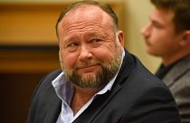Alex Jones, figure du complotisme d'extrême droite aux Etats-Unis, lors de son procès - Waterbury (Connecticut, USA), le 22/09/2022