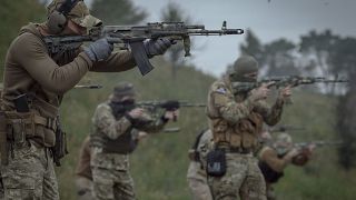 Foto de ilustración: Soldados voluntarios asisten a un entrenamiento en las afueras de Kiev, Ucrania, el 17 de septiembre de 2022.