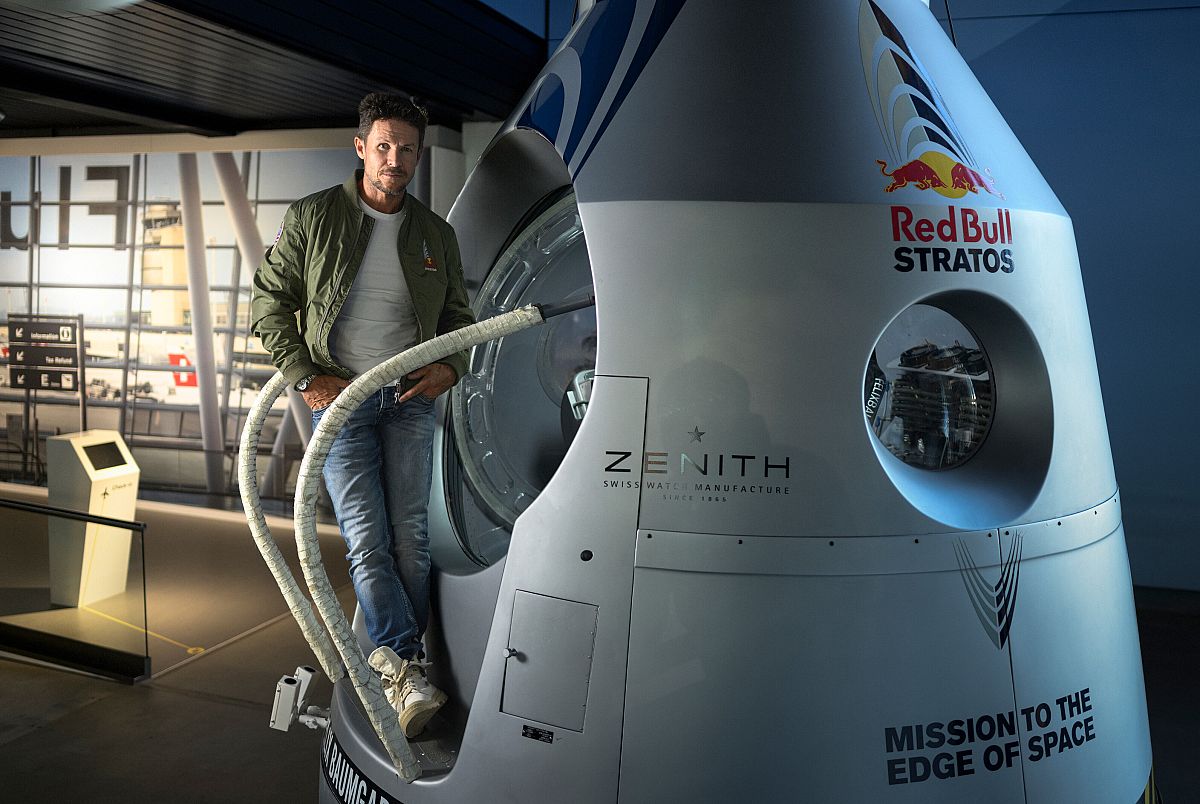 See How Baumgartner'S Partner Honored His Memory - 2294x5u