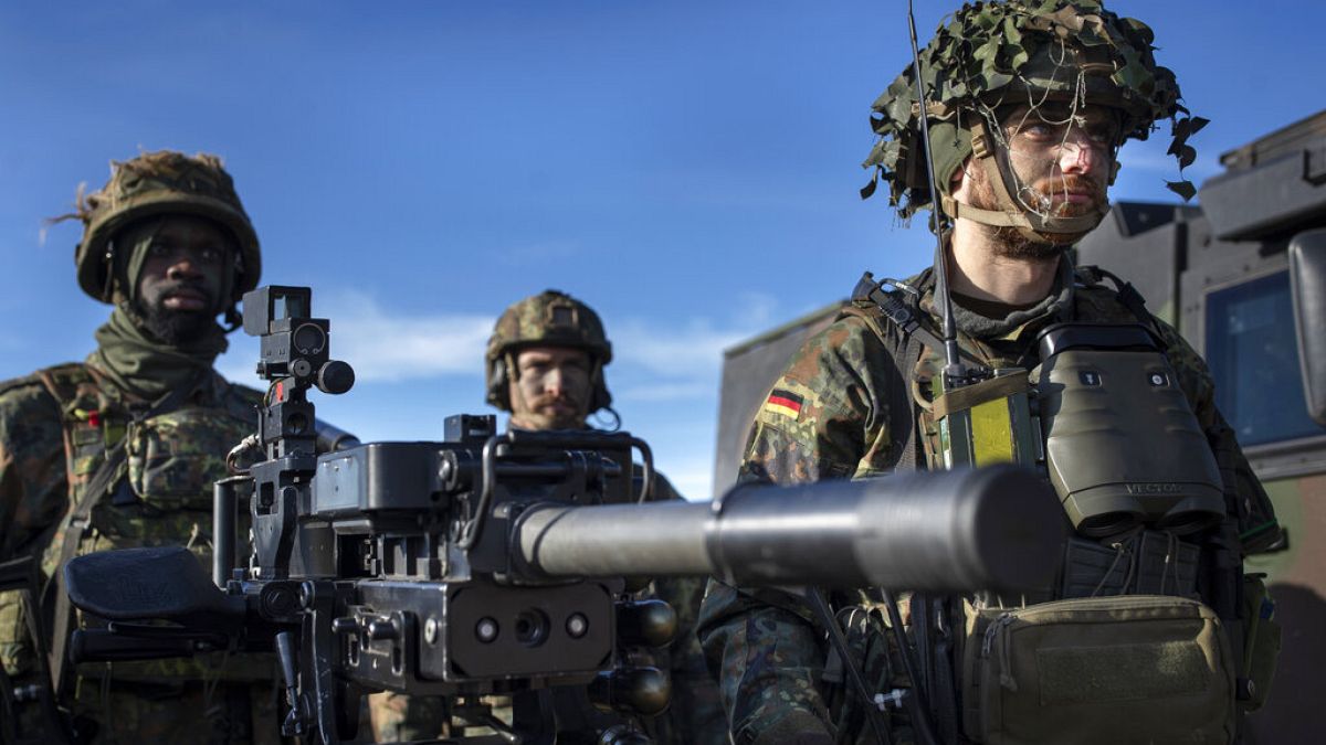 Deutsche Bundeswehrsoldaten bei einer Militärübung in Gaiziunai, 130 km von der litauischen Hauptstadt Vilnius entfernt.