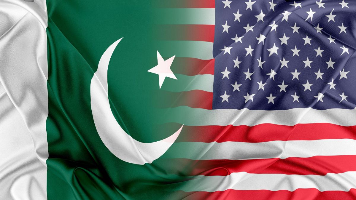 سفیر آمریکا در کراچی به دلیل اظهارات بایدن علیه پاکستان به وزارت خارجه احضار شد