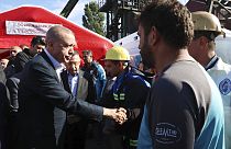 Erdogan elnök a bányánál