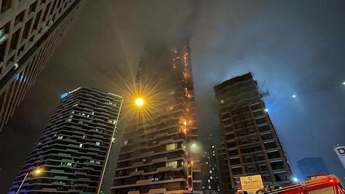 Fire at a 24-story skyscraper in Istanbul brought under control by  firefighters | Euronews