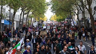 Демонстрация в Париже собрала около 30 тысяч человек