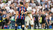 Robert Lewandowski (solda) ve Toni Kroos (sağda)