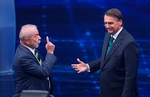 Brezilya'da mevcut Devlet Başkanı Jair Bolsonaro ile eski Devlet Başkanı Luiz Inacio Lula da Silva canlı yayında karşı karşıya geldi