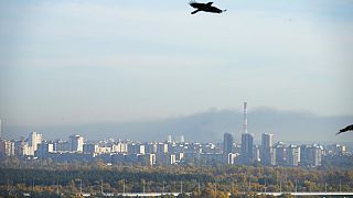 De la fumée au-dessus de Kyiv après un bombardement russe (18/10/22)