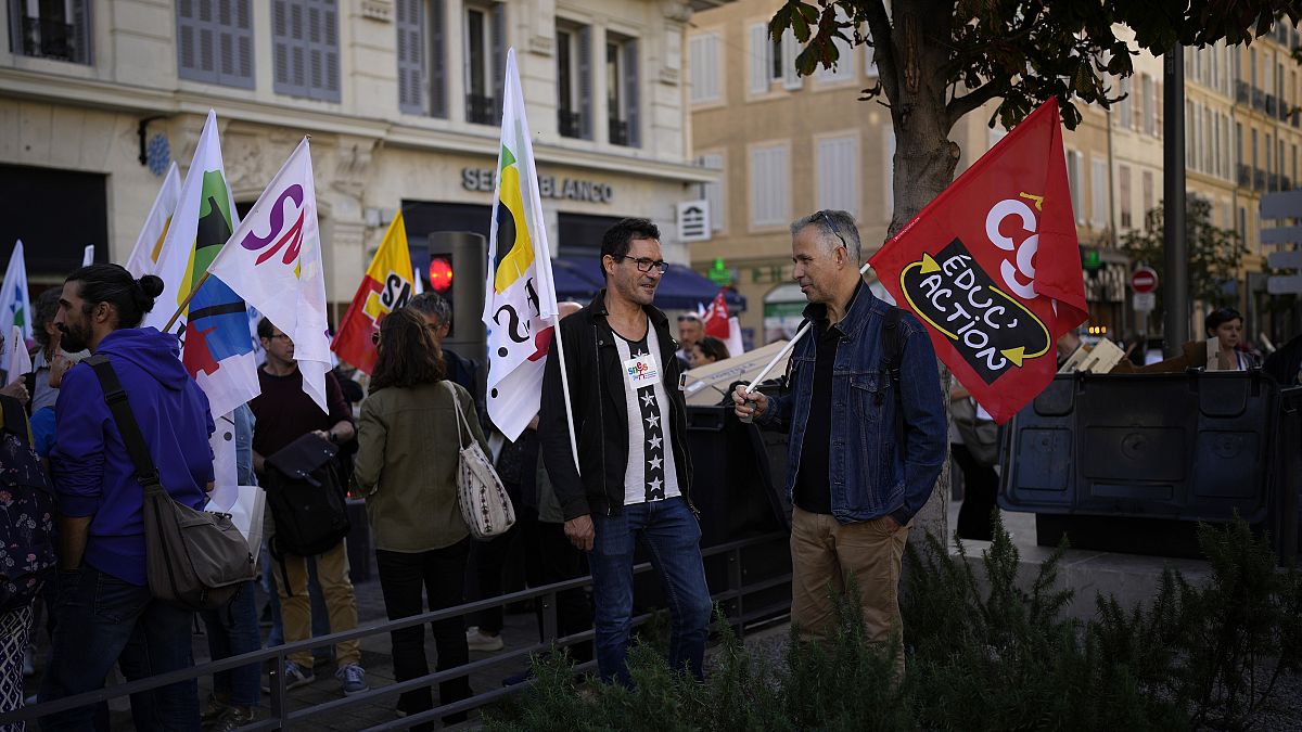 Un grupo de sindicalistas franceses este martes en las calles de París (Francia).