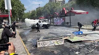 مواجهات في تشيلي خلال احتجاجات في ذكرى ثورة 2019