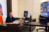 ولادیمیر پوتین در جلسه از راه دور شورای امنیت ملی روسیه
