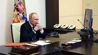 Der russische Präsident Wladimir Putin bei einer im Fernsehen übertragenen Rede vor dem Nationalen Sicherheitsrat