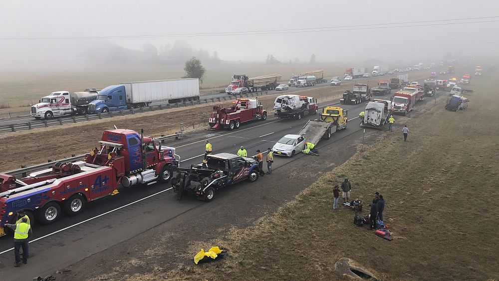 около 60 автомобилей попали в крупное дтп в орегоне