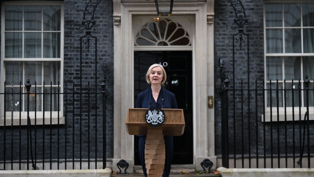 La Première ministre britannique Liz Truss annonçant sa démission, le 20 octobre 2022 devant le 10 Downing Street à Londres
