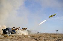 خلال تدريبات للجيش الإيراني على استخدام الطائرات المسيرة في إيران