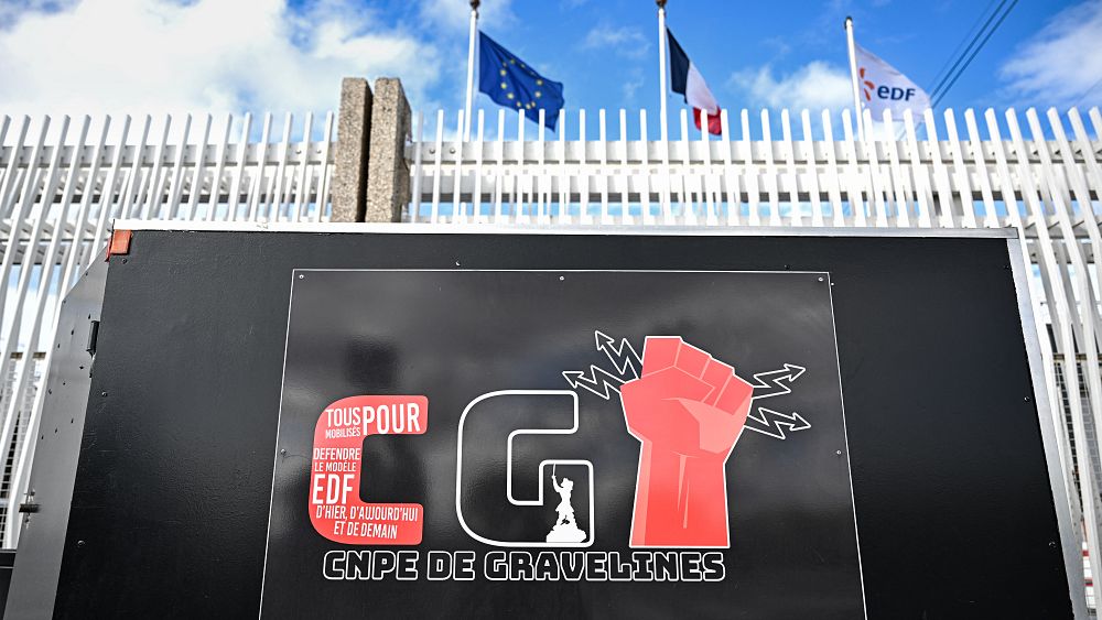 La grève dans les centrales nucléaires françaises se poursuit