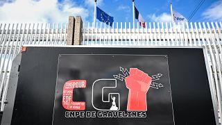Ein Banner der Gewerkschaft CGT vor dem Eingang zum Atomkraftwerk Graveline. 20. Oktober 2022