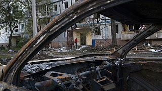 Légi támadás miatt megrongálódott épület Zaporizzsjában