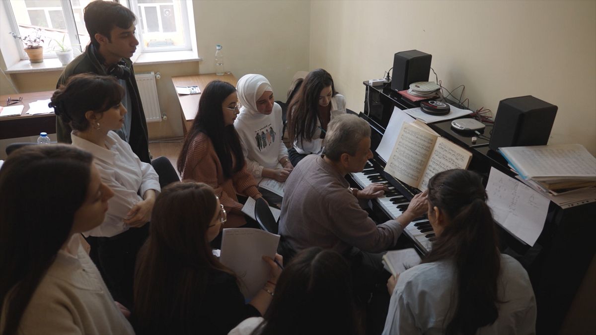 Musikkultur in Aserbaidschan: Mugham gemischt mit Klassik