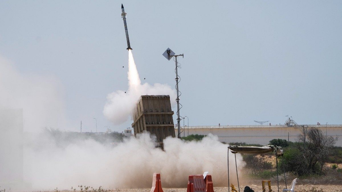سپر دفاع موشکی «گنبد آهنین» اسرائيل