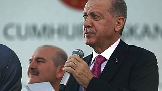 Erdogan quer direito ao uso do véu islâmico na Constituição
