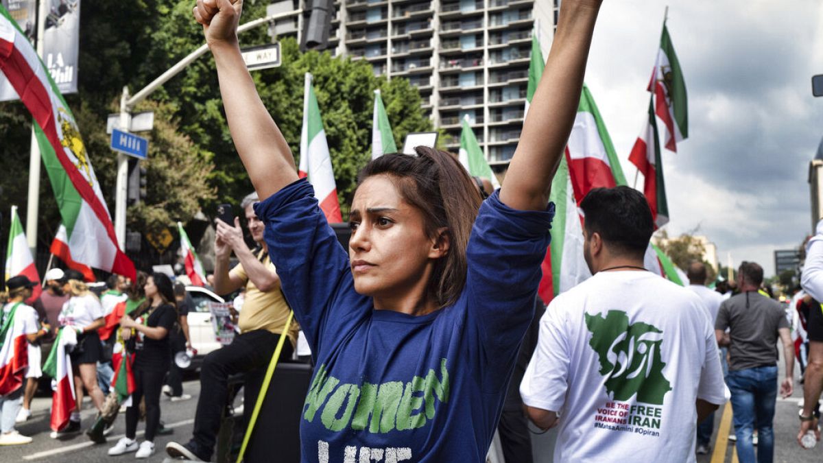 Rassemblement de soutien aux manifestants en Iran, dans la rue depuis la mort de Mahsa Amini mi-septembre, le 22 octobre 2022