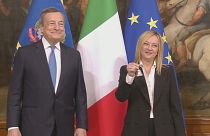 Giorgia Meloni substitui Mario Draghi à frente do executivo italiano