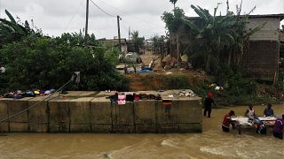 Cameroun : la montée des eaux provoque le chaos