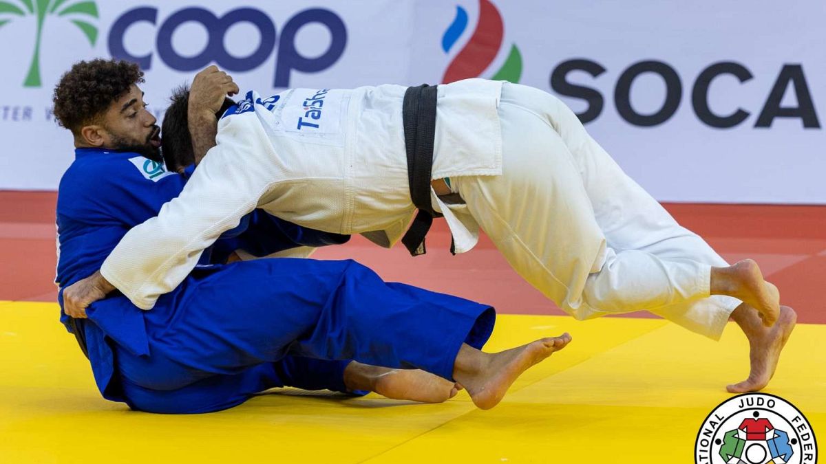 Финальный бой в весе свыше 100 кг между грузином Гвиниашвили и французом Тассье.