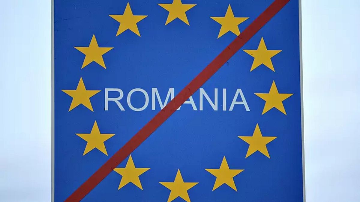  بلغاريا ورومانيا لا تزالان خارج منطقة شنغن، رغم أنهما انضمتا إلى الاتحاد الأوروبي قبل 15 عاماً، وما برحتا تطالبان بالدخول إلى "شنغن".
