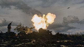 Ukrán tüzérségi válasz Bahmutban