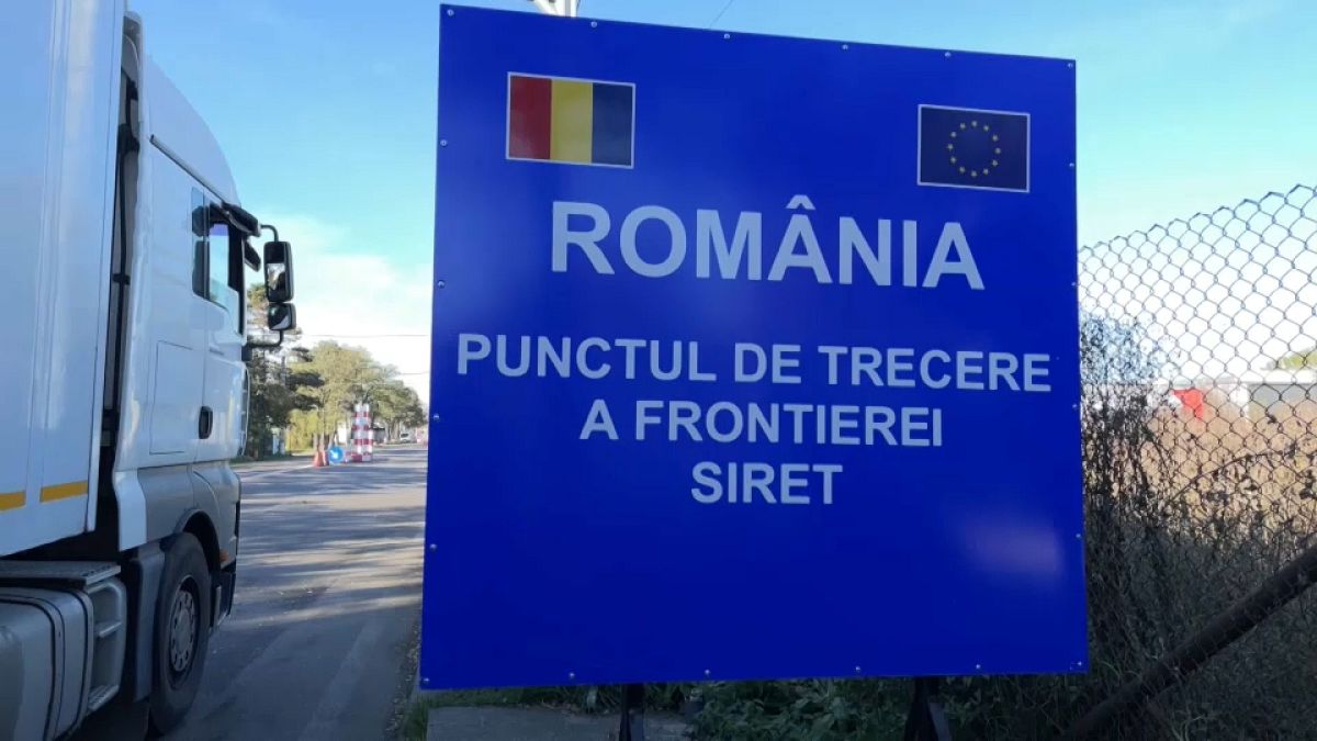 Siret border crossing in north-east Romania 