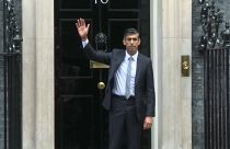 Le nouveau Premier ministre britannique Rishi Sunak sur le perron du 10 Downing Street