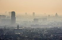 A layer of smog covers the city of Brussels (archive)