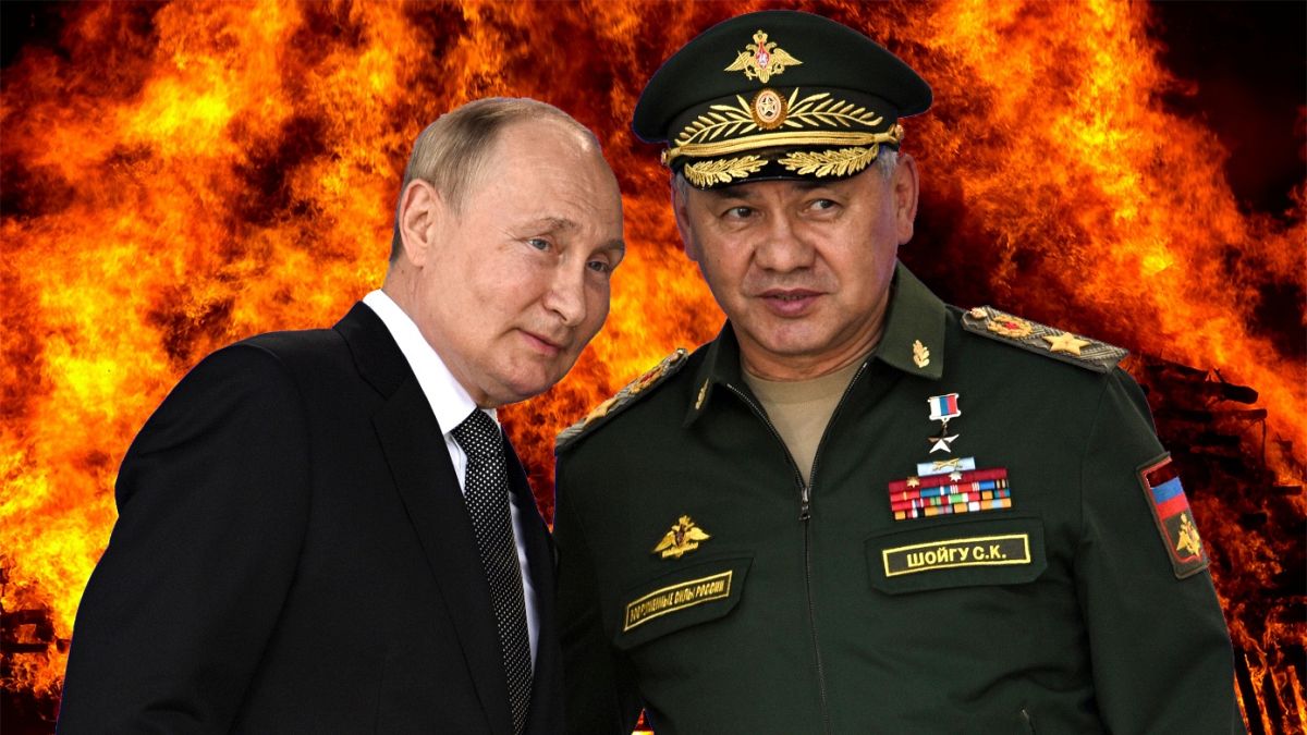 Президент В.Путин и министр обороны РФ С.Шойгу