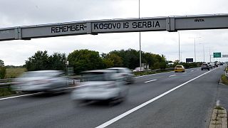 Дорога через границу между Сербией и Косовым