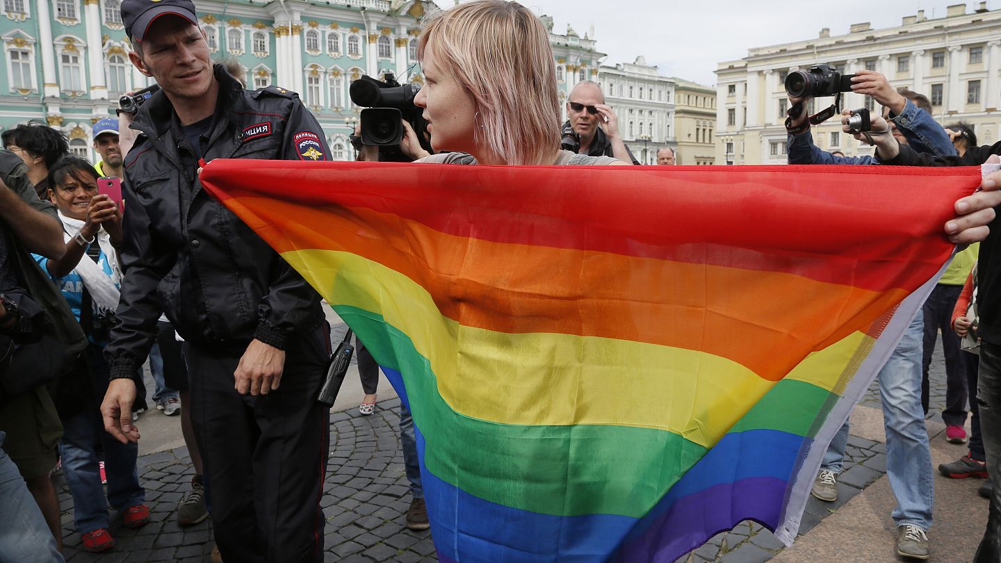 Russian lawmakers give early approval for ban on LGBTQ 'propaganda